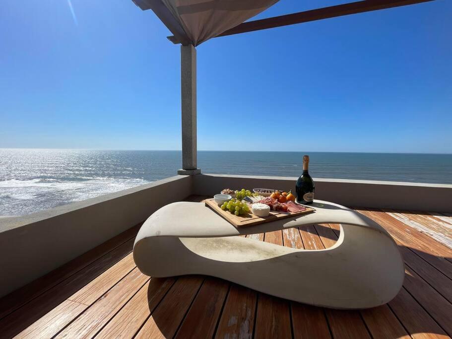 Feel The Ocean Design Apartment Патаяш Экстерьер фото